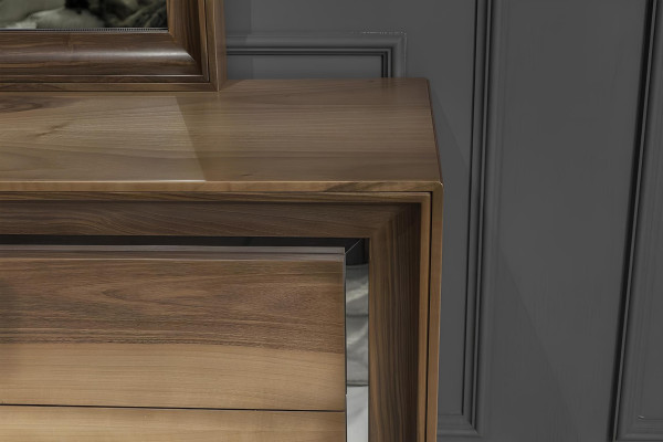 Elegant brun soveværelseskommode 6 dele.