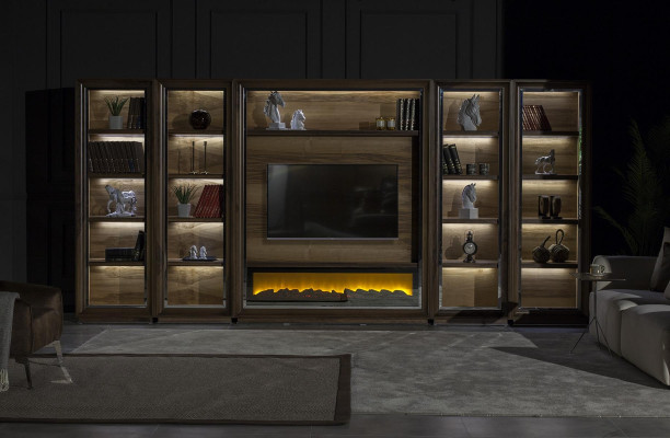 Luksus stuevæg 448 cm med træpejs