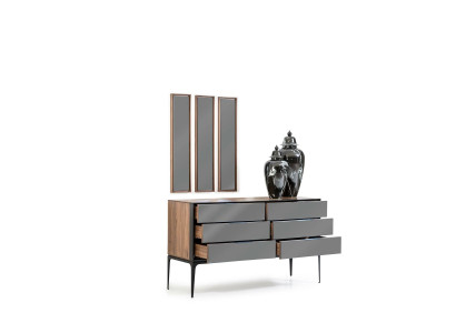 Praktisk sort kommode til soveværelset med opbevaringsplads 139 cm