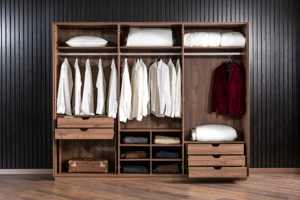 Tøjskab møbel til soveværelse 265cm træskabe