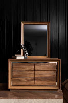 Komplet møbelensemble til hotelværelse kommode skab seng 6 dele