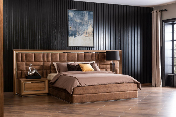 Soveværelsessæt med seng, skab og 2 natborde, 4 dele.