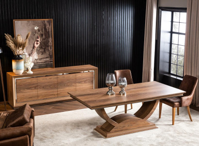 Elegant spisebord på ben