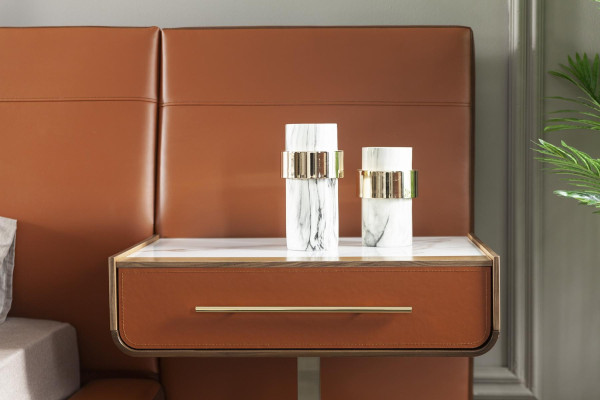 Praktisk natbord med opbevaringsplads i moderne stil