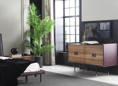 Komplet soveværelse ensemble med skab, natborde og seng 4 dele.