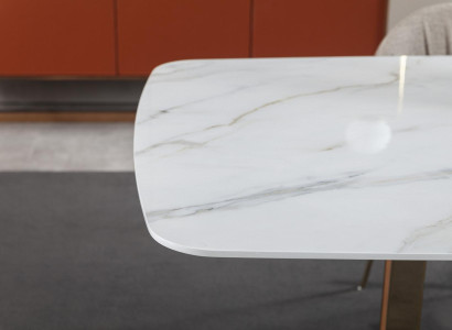 Hvid spisebord i moderne, luksuriøs og komfortabel stil