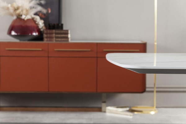 Hvid spisebord i moderne, luksuriøs og komfortabel stil