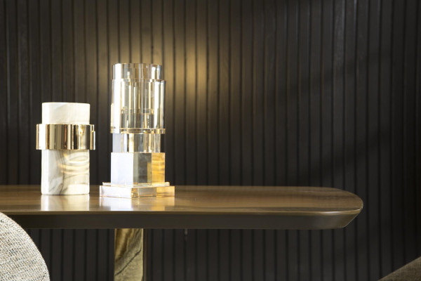 Spisestue sæt med bord og 4 træstole