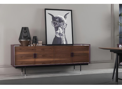 Møbelensemble til spisestue bord stole skab brun