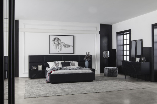 Sæt af sorte soveværelsesmøbler, natbord 3 stk, læder seng