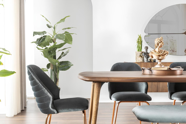 Spisebord sæt med stole og buffet 10 dele i brunt træ