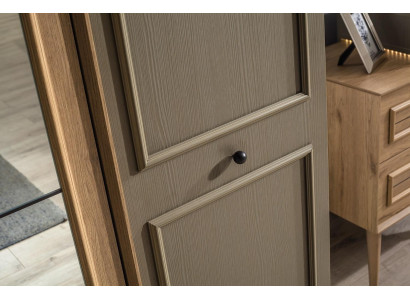 Elegant garderobe til moderne soveværelse