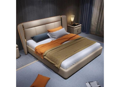 Moderne luksuriøs polstret seng i beige