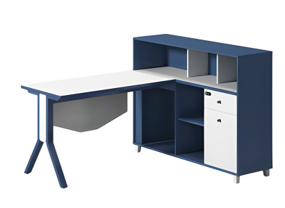 Blå og hvidt skrivebord med opbevaringsplads, åbne hylder og elegante ben