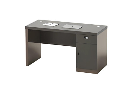 Moderne sort bord med opbevaringsplads og blokeret kabelgennemgang