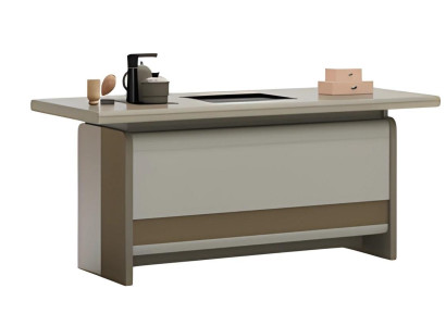 Moderne brun bord med praktisk opbevaringsplads og elegant design