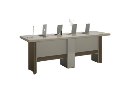 Moderne konferencetabel i lys grå