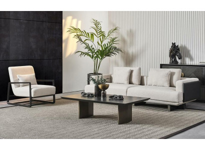 Elegant brun træ sofa med 3-personers sofa og lænestol