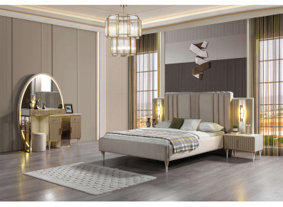 Moderne seng med et sæt af 3 natborde