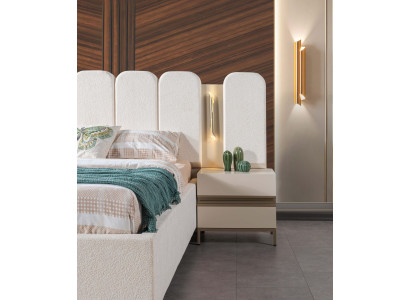 Elegant natbord - praktisk og stilfuldt til dit værelse