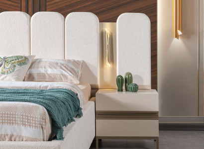 Elegant natbord - praktisk og stilfuldt til dit værelse