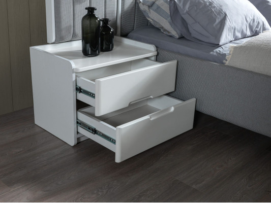 Moderne hvid natkommode