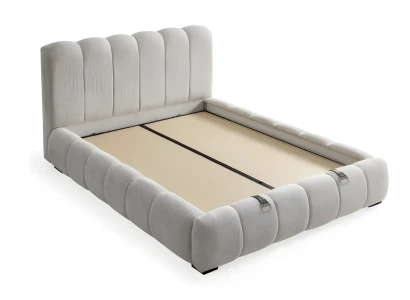 Hvid moderne tekstil seng med kvalitetsmadras