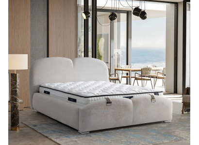 Hvid moderne seng med madras af tekstil og træ