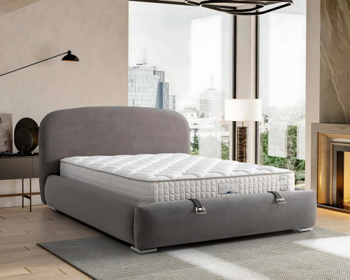 Elegant grå seng med madras af tekstil og træ