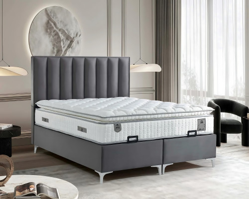 Elegant grå seng med tekstilmadras og træ