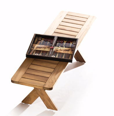 Bænk med skønhed og funktionalitet i detaljen