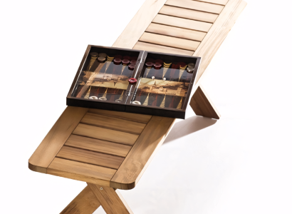 Bænk med skønhed og funktionalitet i detaljen