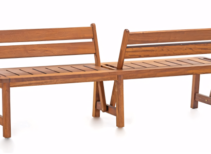 Bænk med moderne design, der skaber en atmosfære